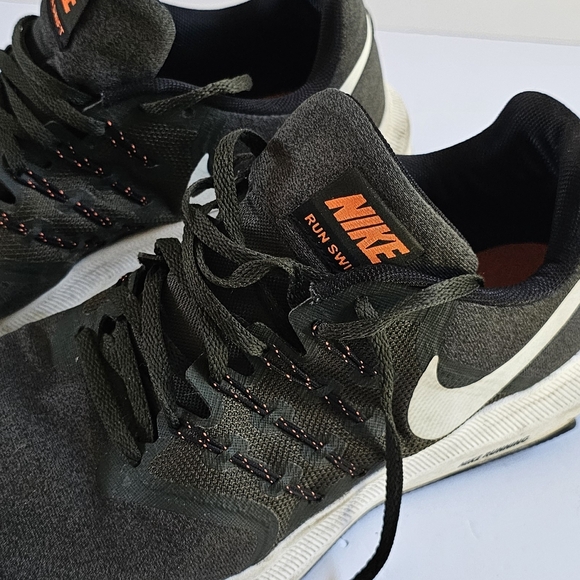 Nike Run Swift Running Sneakers Sequoia Green Men's Size 11 - Picture 6 of 13